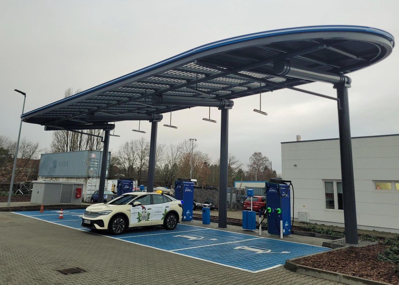 E-Ladeüberdachung Berlin